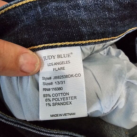 Judy Blue Pinky Swear Flare Trouser Jean With Angled Sides Detail Size 13/31 - Picture 9 of 10